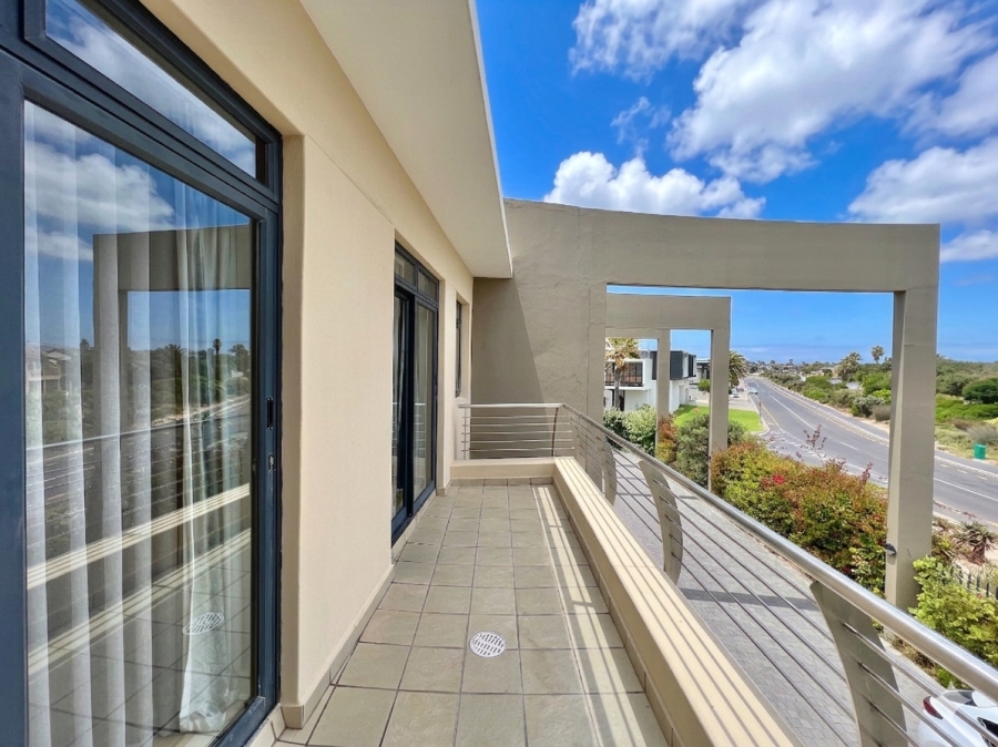 3 Bedroom Property for Sale in Sunset Beach Western Cape